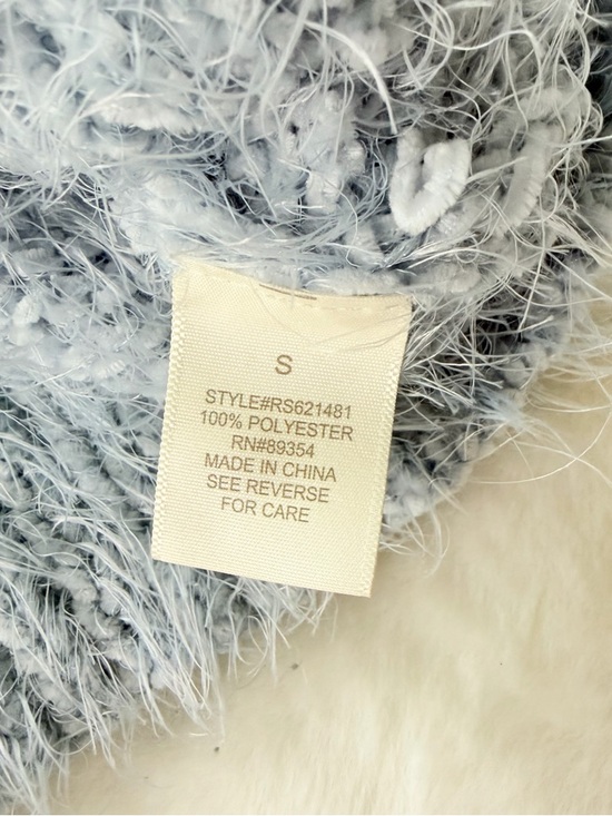 Ultra Flirt Fuzzy Knit Sweater Light Blue Size S Soft Cozy Cropped Fit - Picture 11 of 11